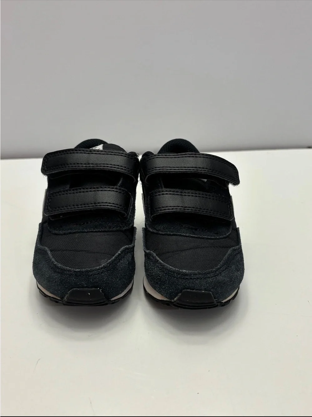 Nike MD Valiant Baby and Toddler Shoe size- 5C